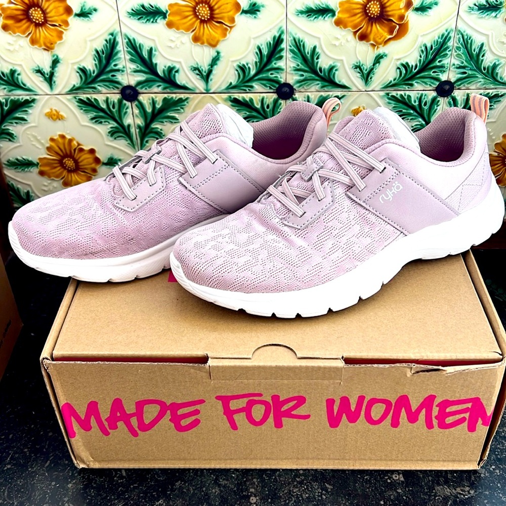 Ryka Tennis Shoes -Sz 8.5